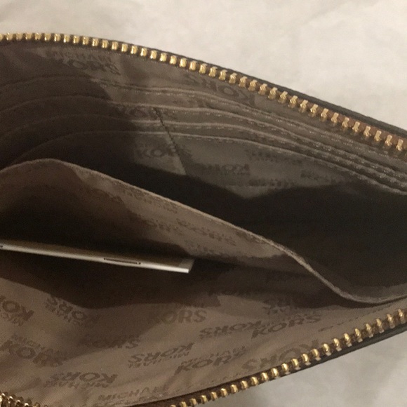 Michael Kors Leather Clutch - Picture 5 of 5